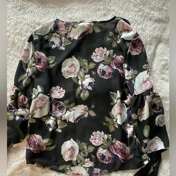 Streetwear Society floral blouse - Picture 4 of 5